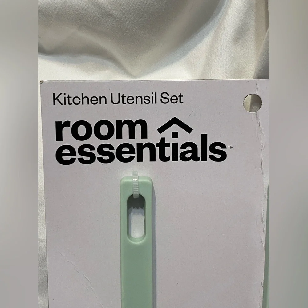 Room Essentials Sage Green Cooking Utensil Trio - Picture 3 of 3